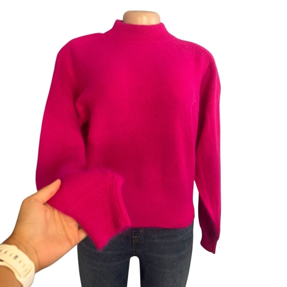 3/$30 ☀️ Rafaella's Pink Wool Blend Rabbit Hair Sweater - Picture 9 of 9